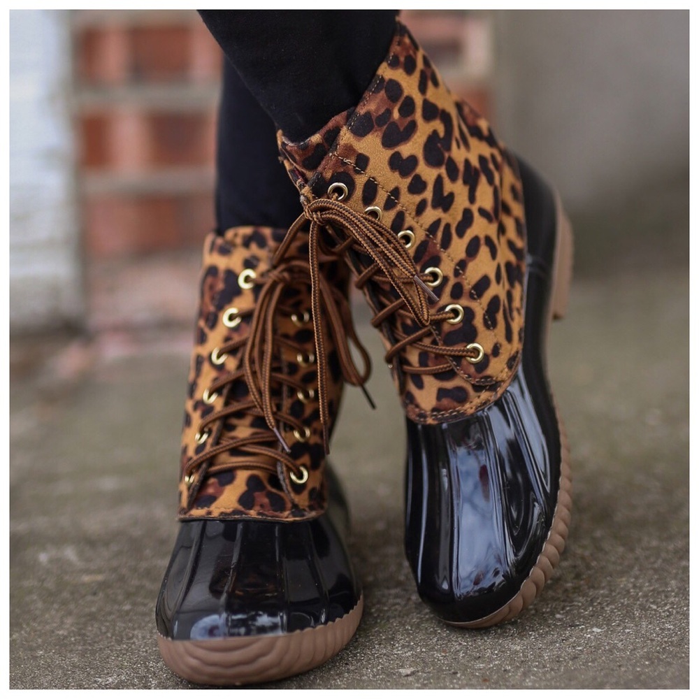 New leopard duck boots - Picture 2 of 3
